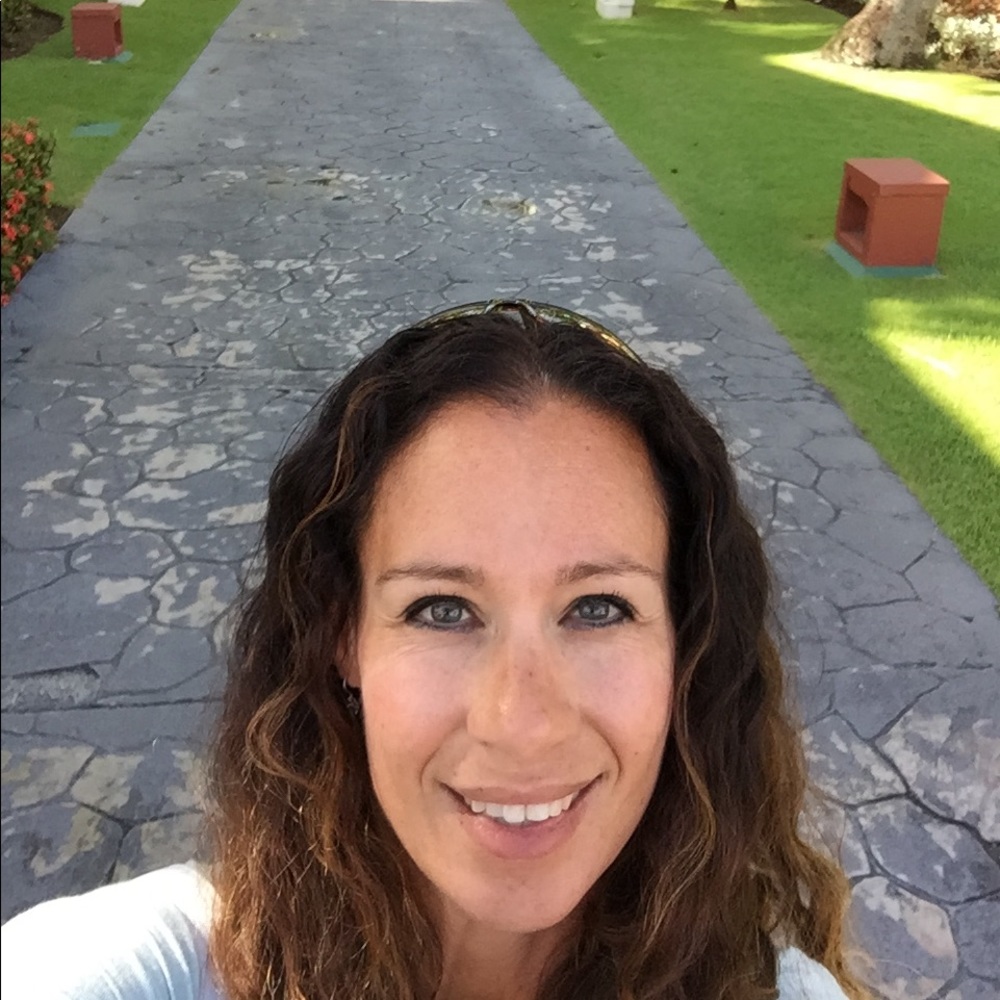 Meet your Posher, Michele